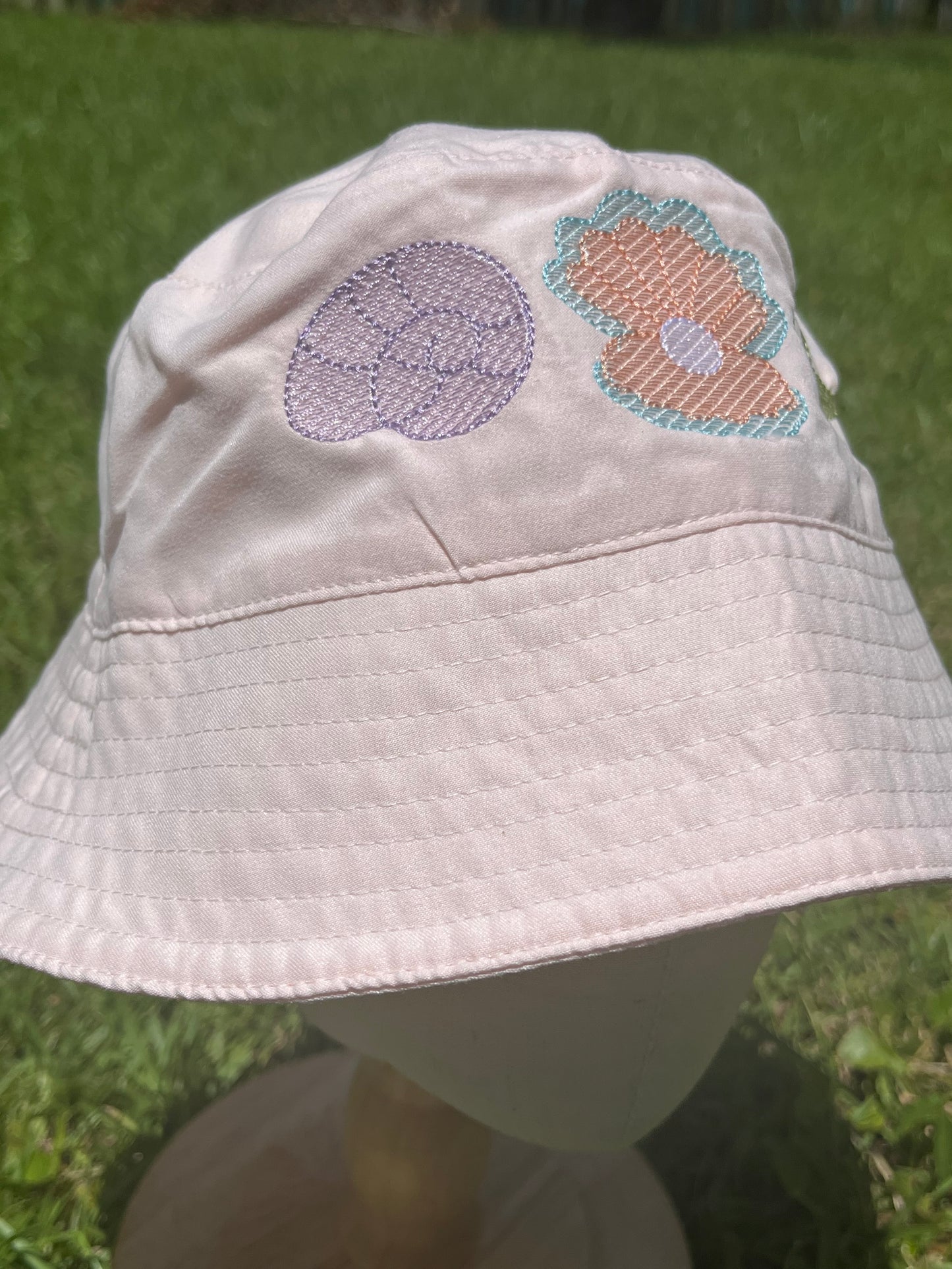Bucket Hat - Shells