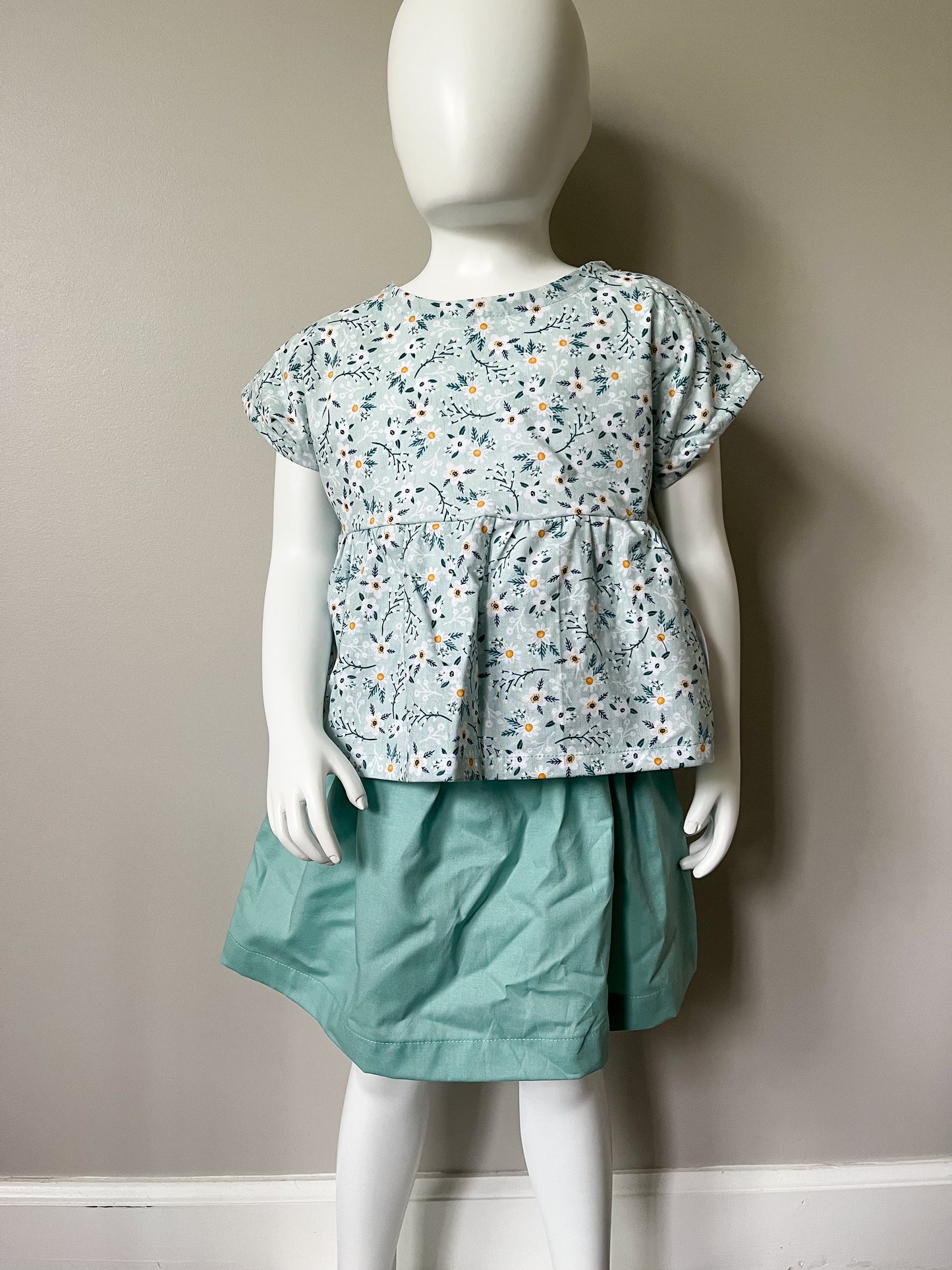 Mint Floral with Skirt Outfit - by MaggieRocket